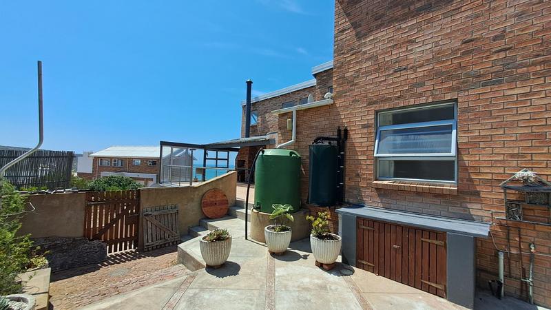 4 Bedroom Property for Sale in Jongensfontein Western Cape